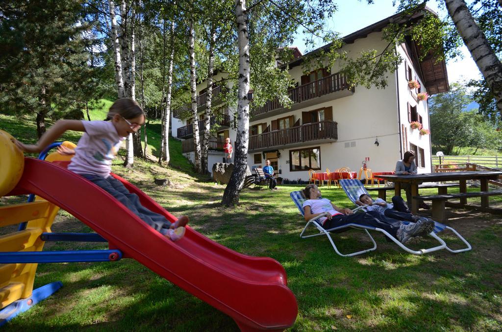 Albergo Sporting Peio Fonti Exterior foto